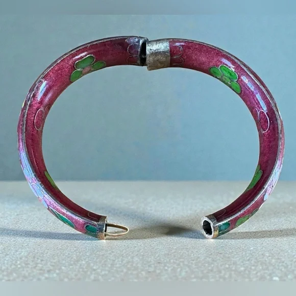 Vintage Painted Metal Bangle Bracelet - Picture 6 of 7
